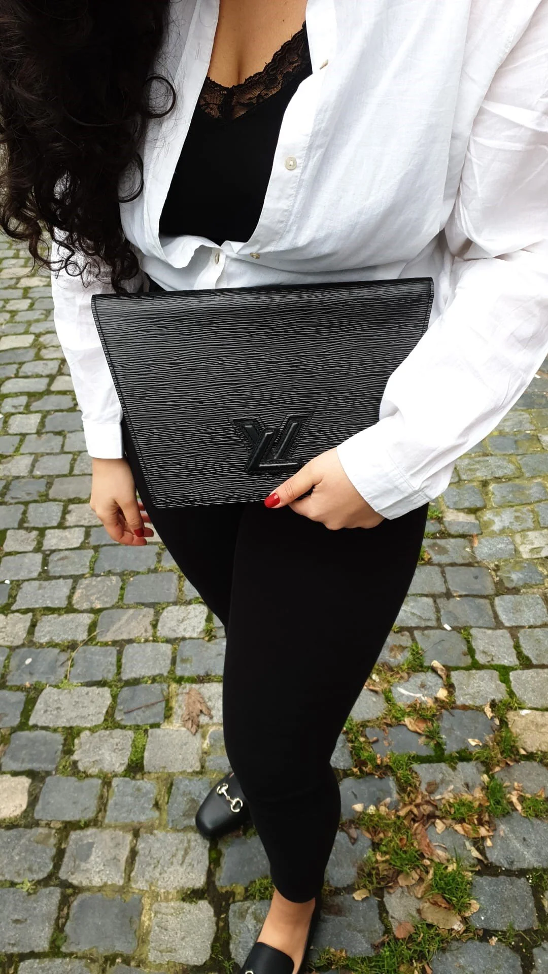 Louis Vuitton Black Epi Trapeze PM Clutch Bag MI0963 — Luxe & Beyond